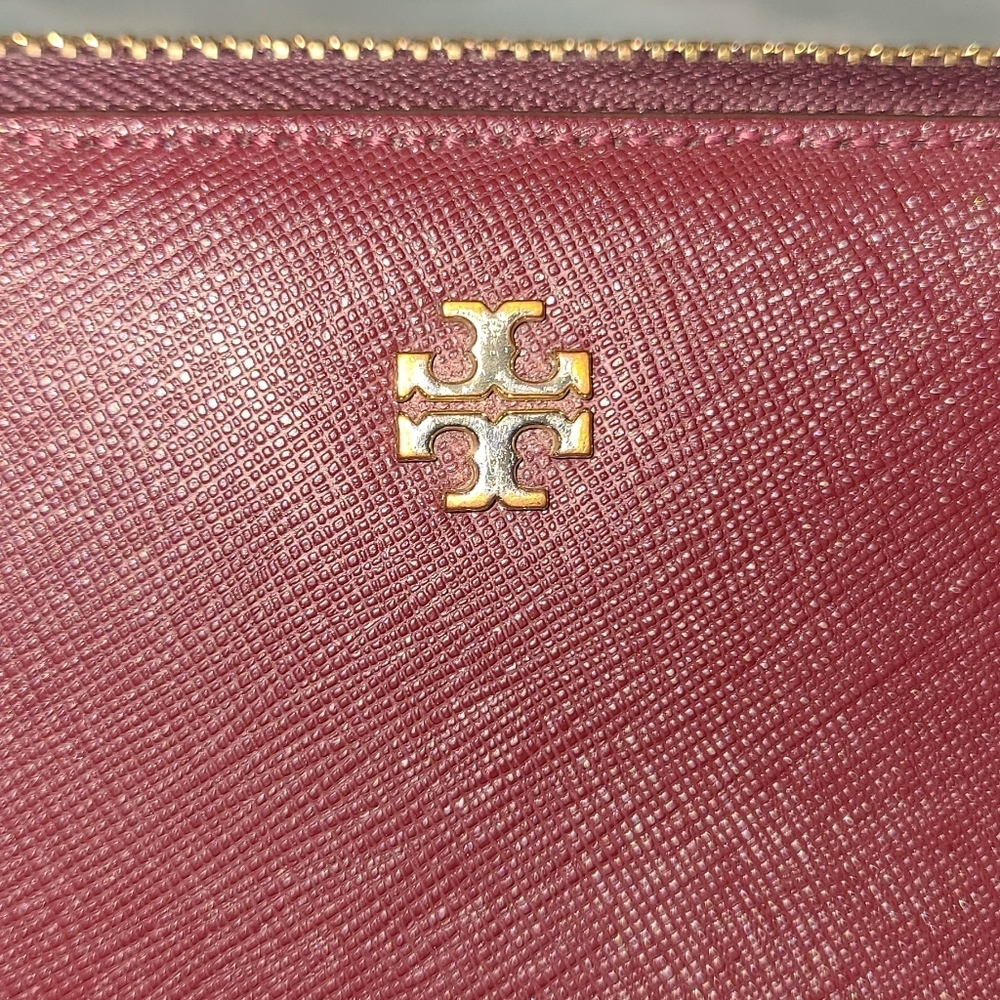 Tory Burch Long Wallet - Picture 8 of 14